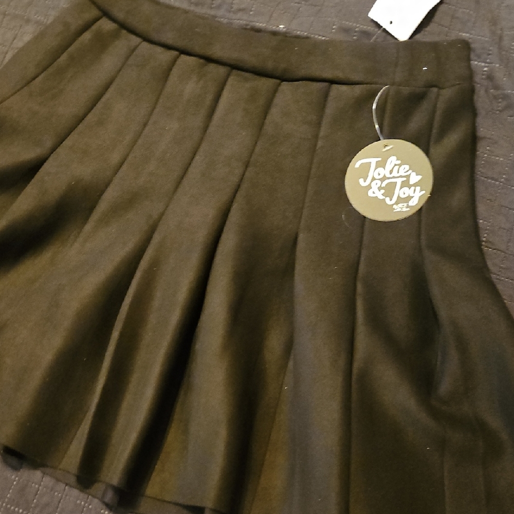 Jolie & Joy Black Skater Skirt